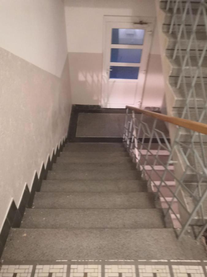 Economy Flat 18 Minutes From Vaclavske Namesti Prag Dış mekan fotoğraf